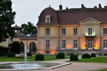 Fototapeta na wymiar Castle Park Lacroix laval, Marcy gwiazdą, w pobliżu Lyon
