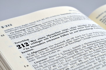 Obraz premium Totschlag im Strafgesetzbuch