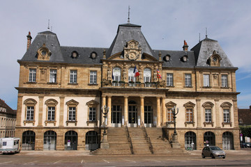 Fototapeta na wymiar Mairie d'Autun