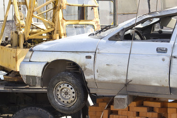 Loading process  broken car