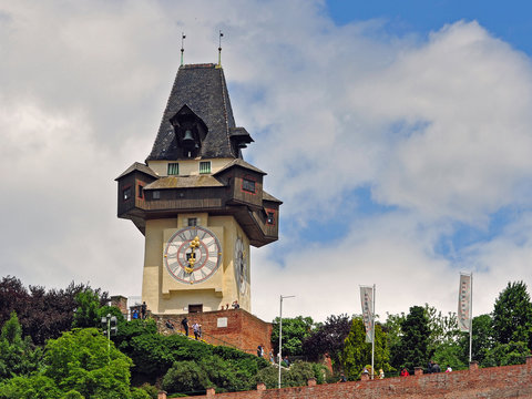 uhrturm in graz