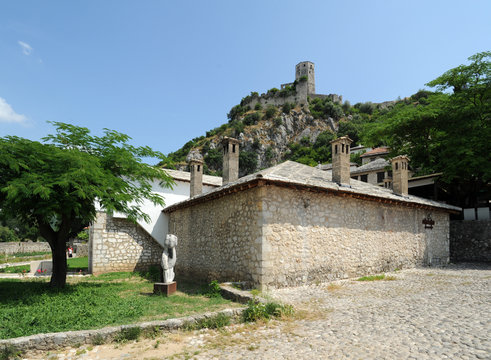 Village de Pocitelj en Herz&eacute;govine - Forteresse et Bains turcs