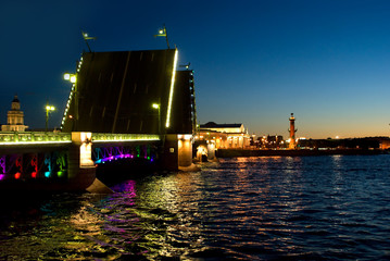 Fototapeta na wymiar Swing bridge in St. Petersburg.
