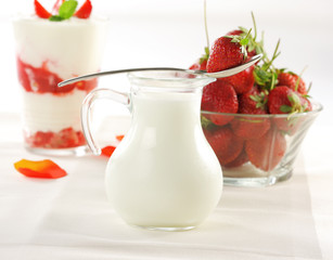 yogurt with strawberries