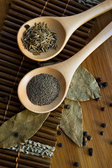 Pepper, cumin and bay leaf