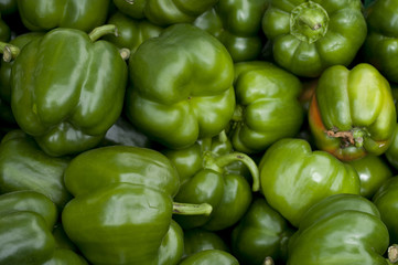 Fototapeta na wymiar Pimientos verdes- Peppers