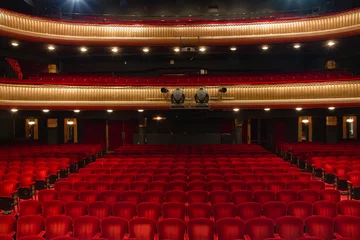 Photo sur Plexiglas Théâtre sièges rouges de théâtre