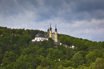 Fototapeta na wymiar Kirche Wuerzburg