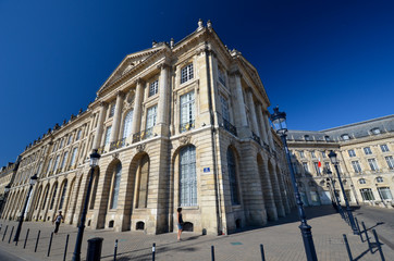 Fototapeta na wymiar Sur la place de la Bourse à Bordeaux