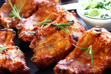 Spare ribs with sour cream