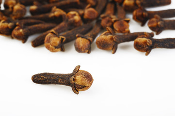 dry cloves