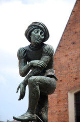 Fototapeta na wymiar Studentenbrunnen Sculpture Kraków
