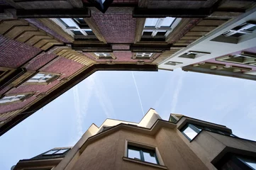 Küchenrückwand glas motiv Old architecture with blue sky © CCat82