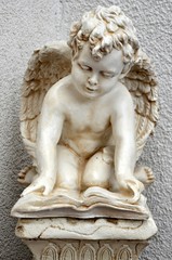Statue of cherub