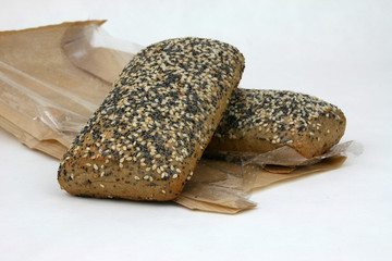 Mehrkornweckerl mit Verpackung