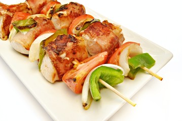 Brocheta de carne y verdura