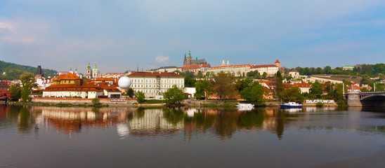 Fototapeta na wymiar View on the Prague Castle