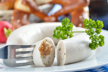 Bayerische Weißwürste mit Brezen