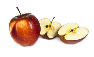 whole apple and sliced apple