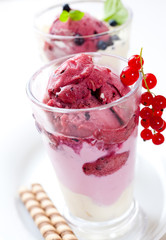 Bilberry sorbet and vanilla ice cream in a glass