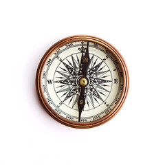 Fototapeta na wymiar Vintage mosiądz kompas z clipping path