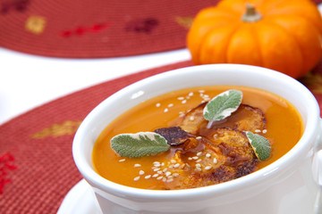 Spicy Roasted Pumpkin Soup