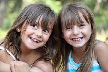 Les 2 copines de la forêt (été - filles - 5-6 ans)