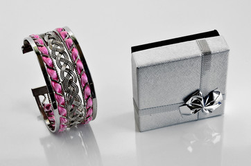 bracelet and gift package