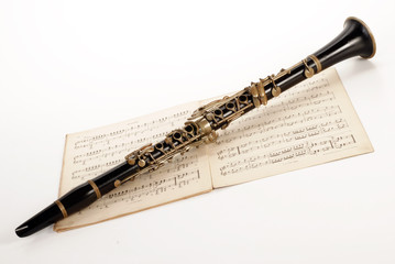 CLARINETTO CON SPARTITO