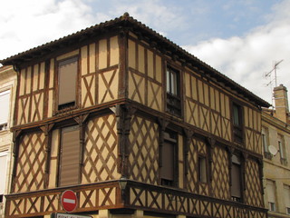 Obraz premium Ville de Marmande ; Vallées du Lot et Garonne ; Aquitaine