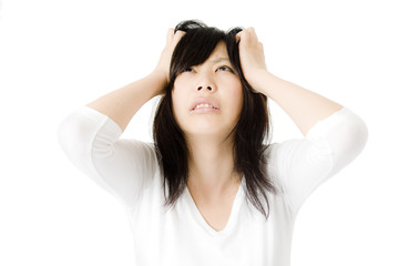 驚く女性