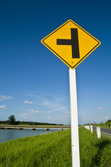 Yellow junction sign