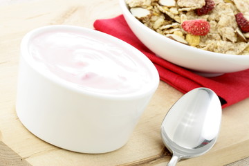 delicious strawberry yogurt and fresh cereal