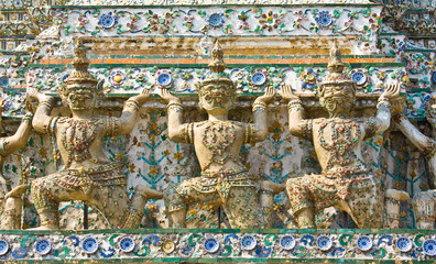 Guardian statue (yak) at the temple Wat Arun