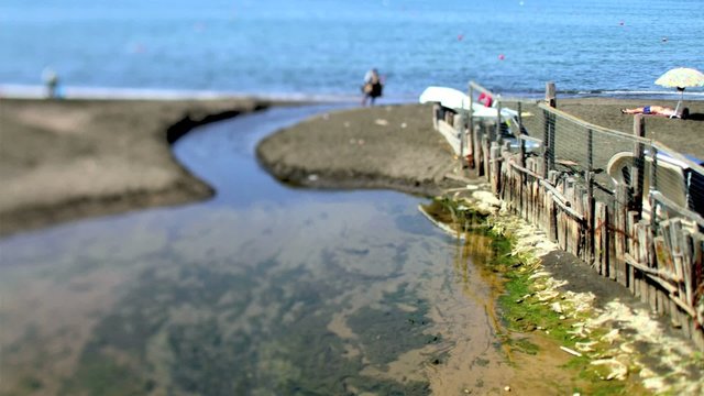 Acqua stagnante