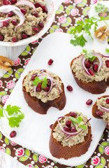 Aubergine caviar