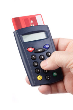 homme utilisant digipass
