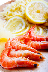 shrimps and lemon