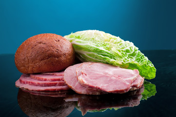 sliced food arrangement of meat