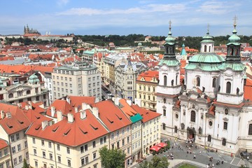 Fototapeta na wymiar Prag, Blick von Rathausturm mit St. Veitsdom