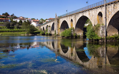 Fototapeta na wymiar Bridge of Ponte da Barca, ancient portuguese village, on Minho r