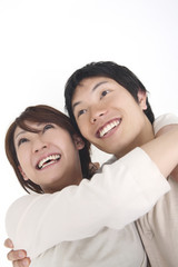 抱き合うカップル