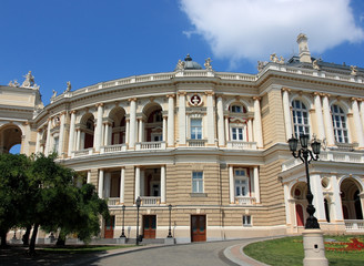 Fototapeta na wymiar national opera and ballet theatre Odessa