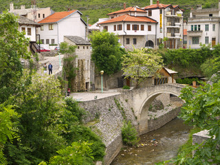 Fototapeta na wymiar Most Trial w mieście Mostar w Bośni i Hercegowinie