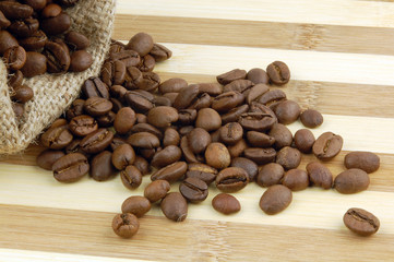 Roasted coffee beans