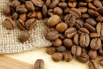 Roasted coffee beans