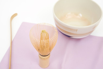 茶筅と茶碗
