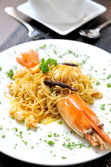 spaghett with big prawn