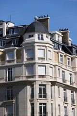 Immeuble du quartier du Palais-Bourbon à Paris  