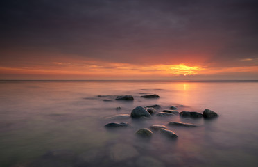 Fototapeta na wymiar Beautiful sunset over the Swedish coastline